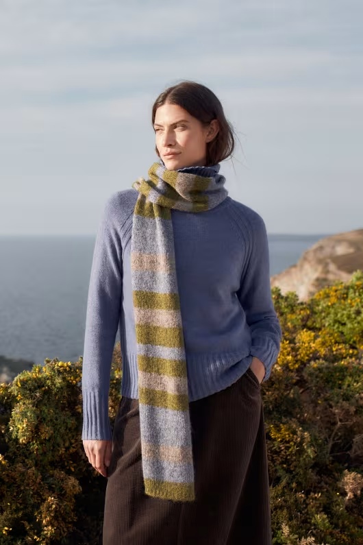 Thrift Bloom Knitted Scarf