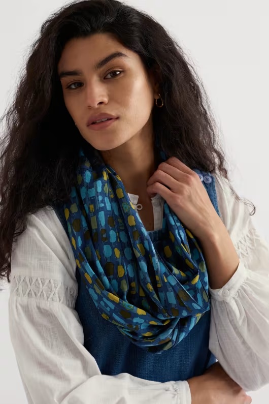 May Garland Circle Scarf