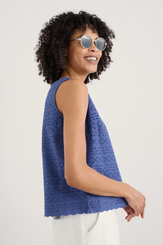 Binnacle Broderie Vest 1 Binnacle Broderie Vest