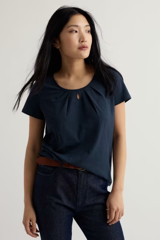 Appletree Keyhole Detail T-Shirt