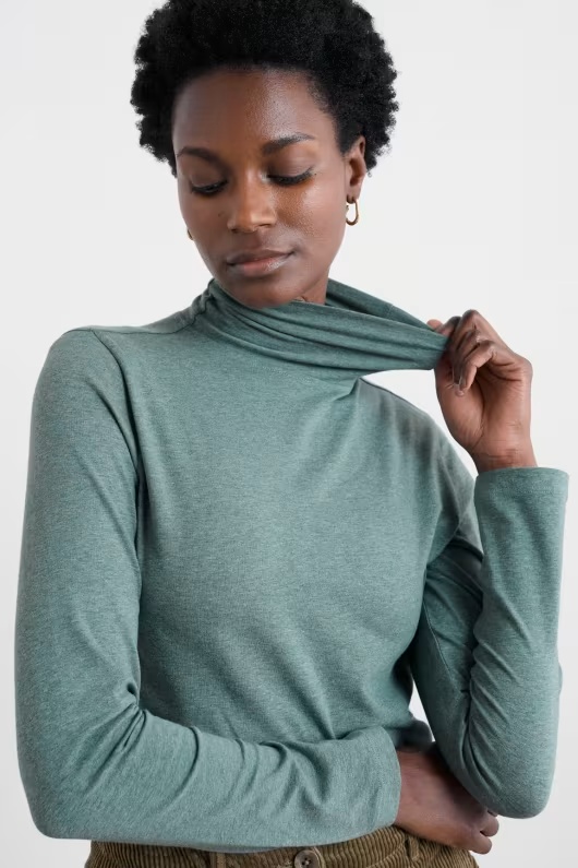Landing Roll Neck Top in GOTS-Certified Organic Cotton 12 Landing Roll Neck Top in GOTS-Certified Organic Cotton