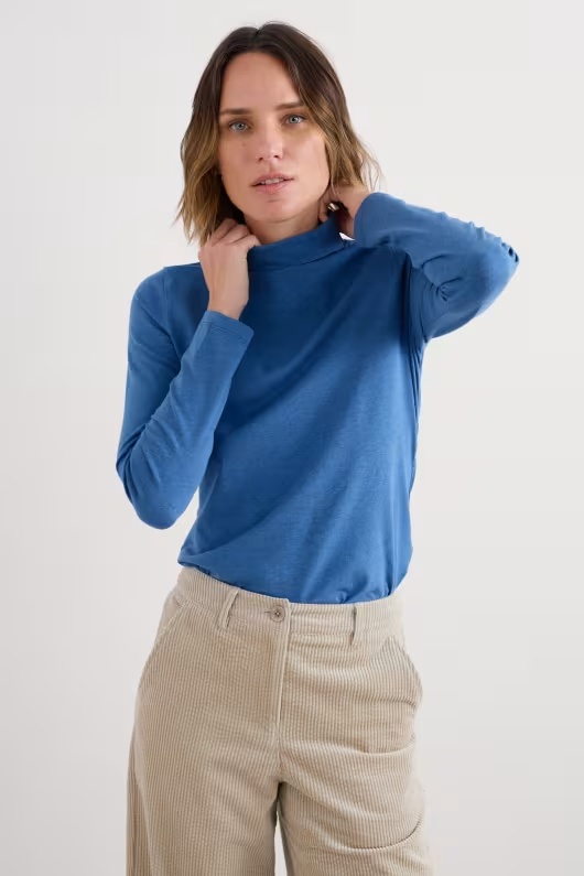 Landing Roll Neck Top in GOTS-Certified Organic Cotton 13 Landing Roll Neck Top in GOTS-Certified Organic Cotton