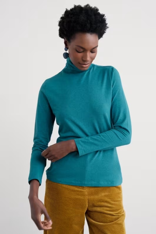 Landing Roll Neck Top in GOTS-Certified Organic Cotton 16 Landing Roll Neck Top in GOTS-Certified Organic Cotton