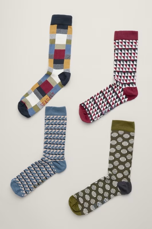 Gift Box of 4 Pairs Men's Geo Sailor Socks 1 Gift Box of 4 Pairs Men's Geo Sailor Socks
