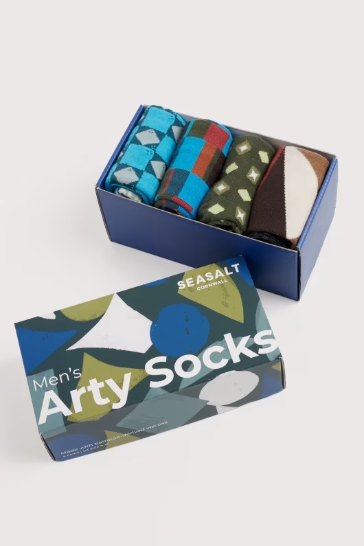 Gift Box of 4 Men’s Geometric Arty Socks 1 Gift Box of 4 Men’s Geometric Arty Socks