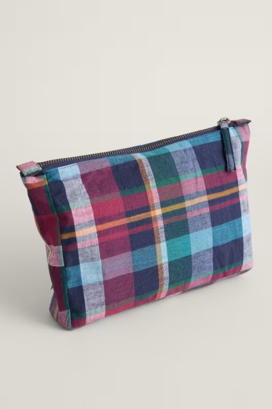 Engollan Wash Bag