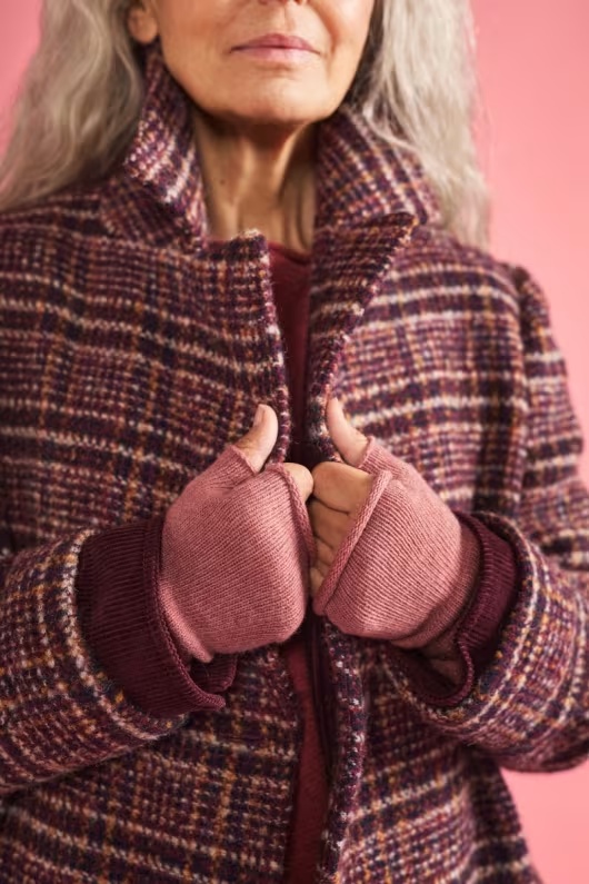 Hedgestone Mittens 1 Hedgestone Mittens