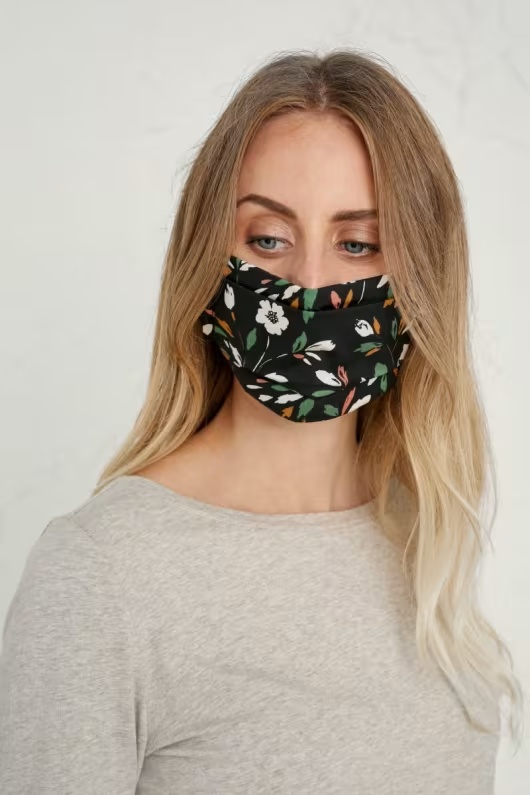 Pleated Organic Cotton Face Coverings (Pack of 3) 1 Pleated Organic Cotton Face Coverings (Pack of 3)