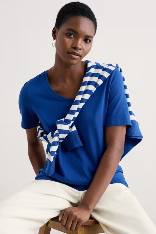 Burdock V-Neck T-Shirt in GOTS-Certified Organic Cotton Slub 1 Burdock V-Neck T-Shirt in GOTS-Certified Organic Cotton Slub